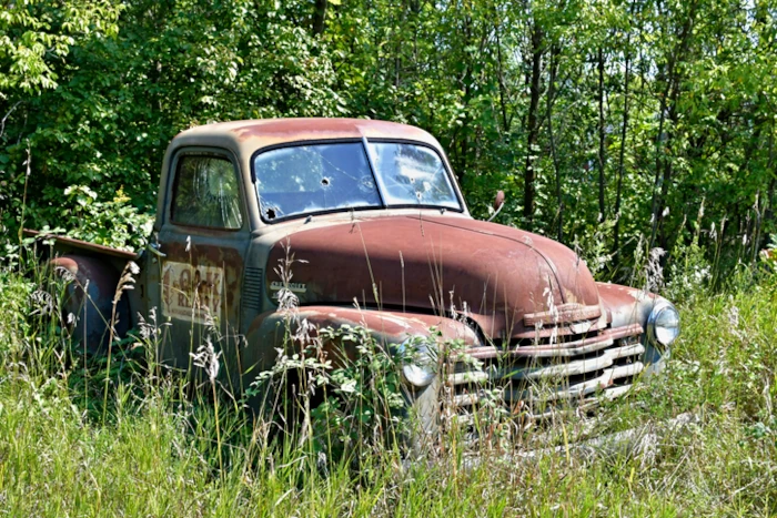 Checvy truck with patina Checvy truck with patina
